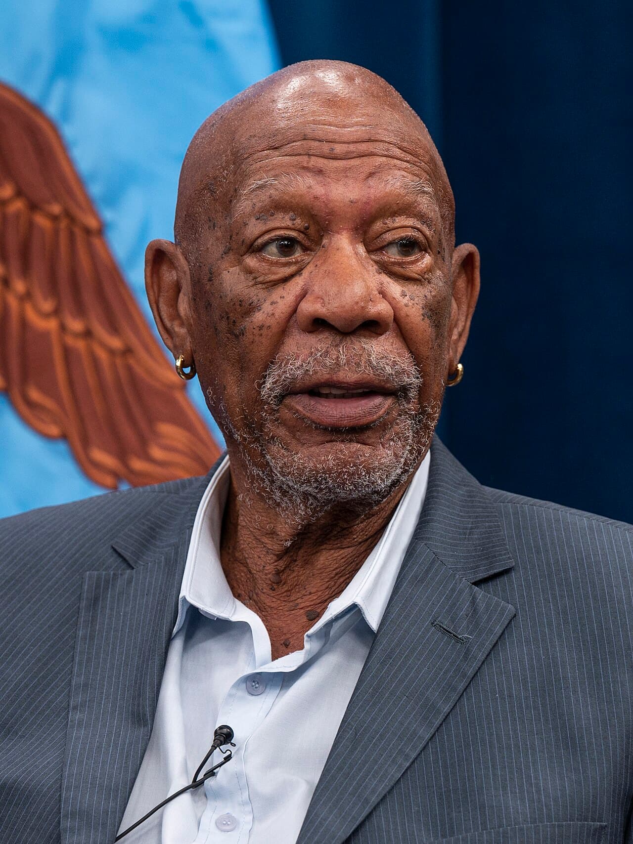 Morgan Freeman in sharp formal appearance with distinguished presence